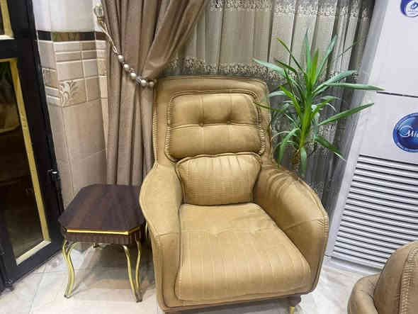 غراض للبيع وهذا رقمي ***********
