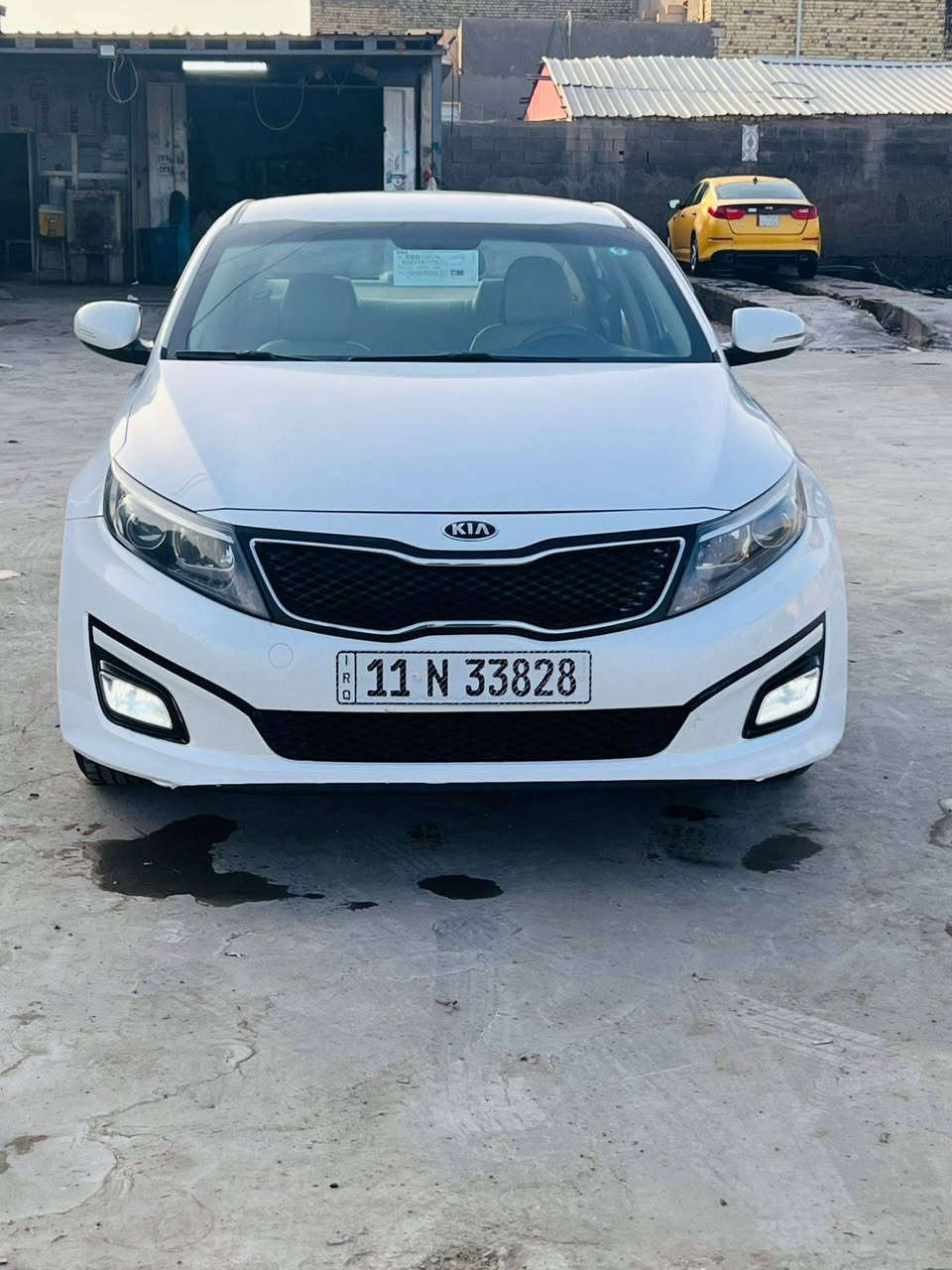 كيا اوبتيما موديل ٢٠١٦ رقم بغداد بسمي سنويه جديده هزه جديده تحويل مباشر قطعه صبغ فقط بدون داخل باقي كفاله محرك ٢٠٠٠ كير تخم تاير حداده امامي خلفي داخل بيجي  منضومه زنون عالي ناصي سونار مرفق مع الصور سياره جاهزه للأخير مابيه اي نفقص سعر ١٤٥ وبيه مجال للاستفسار الاتصال ع *********** *********** مكاني ذي قار الرفاعي الرفاعي, ذي قار
