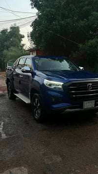 شانجان 2023  مكفولة وبيها ضمان ماشية 40 07727089666