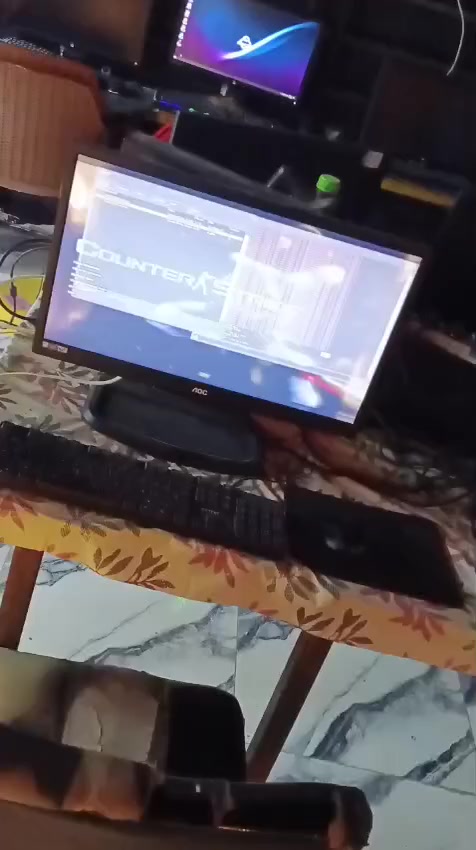 14 حاسبه بمليونين ونص🔥🔥
مواصفات على كدهن 
بيهن كارتات 1030
1050
تشغل العاب
كاونتر جديد وقديم
مدل
گلف
باي دي
بيس
زومبي
سيارات سباق بلور

شلعه كامله  ونص يولد 
يعني هن وميوزوهن وكراسي 
ويوبي اسات 7 يمكن 
وهب سوجات 2

مكاني  بغداد حي الجهاد
بي واتساب فقط ***********
