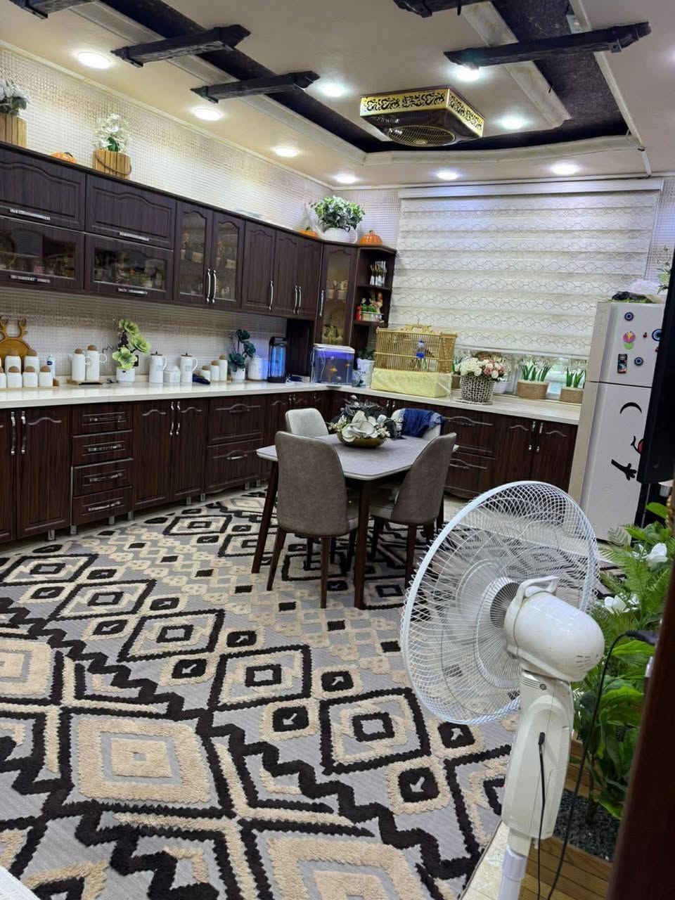 @إشارة
  سلام عليكم دار للبيع
الموقع 🛑 داره كوناره مقابيل بانزين خانه حيدر  
مساحه الدار 🛑🏘️ 250 م بناء الدار طابوك واجهه الدار مرمر 
جنس الدار 🛑🏘️ طابو صرف
محتويات الدار 🛑
غرف نوم 2 
صاله 
صحيات 
منور 
مطبخ حار بارد 
الطابق الثاني 
غرفه نوم 
صاله كبيره 
صحيات 
استقبال
الدار ديكورات حديثه 

للستفسار اتصل على الرقم التالي واتساب 🛑🏘️***********
