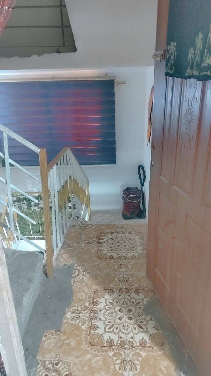 بيت للبيع مساحه 120واقع حال بسند100النزال20الواجه6السعر 155 وبي مجال اي ستفسار هذا الرقم  *********** بيت ثلاث طوابق  ابو دشير خلف مركز
