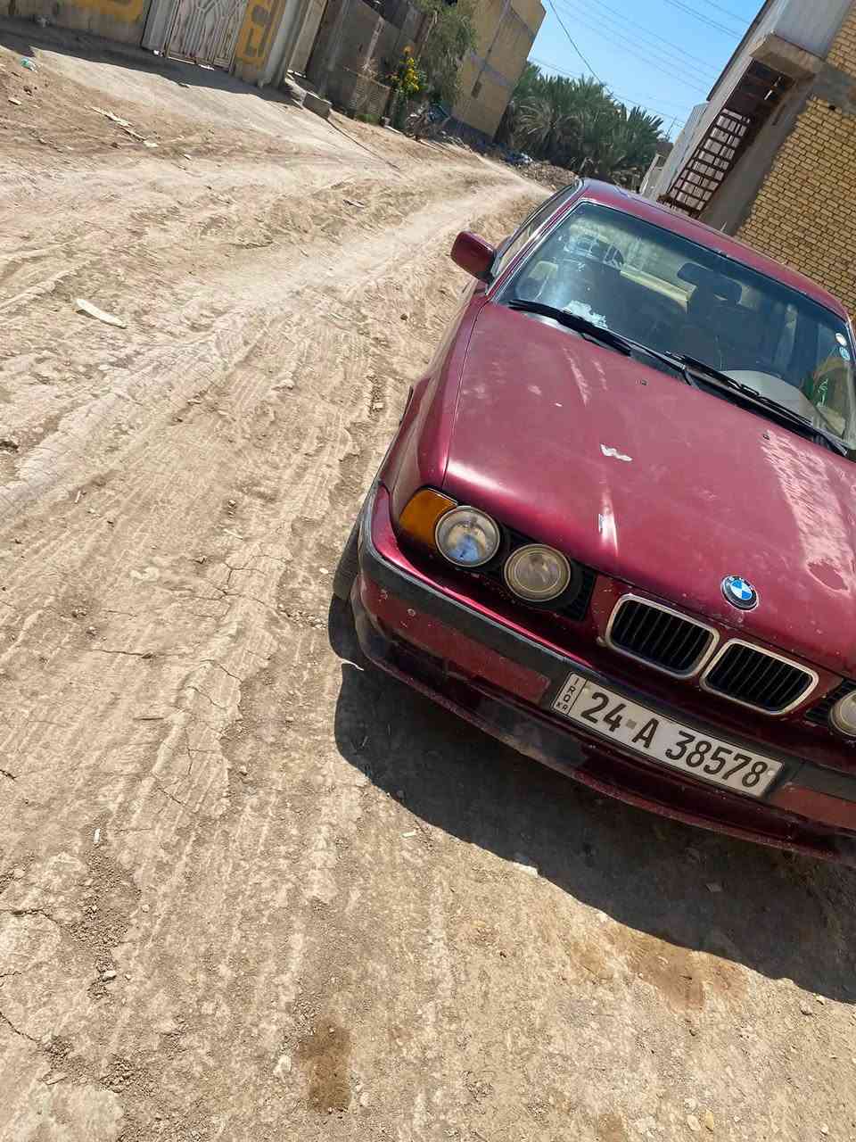 السلام عليكم
للبيع BMW موديل  ٩٣  الفئه 525 أصل 

رقم دهوك  دولي تحويل ثاني يوم 

محرك جديد 

صدر جديد 

كير —- خربطة بالنمر (عطل)

تخم تاير جديد 

بجم عريض 

 كهربائيات السياره كلها شغاله 

 مكينه عدله تبريد شغال 

السعر  قفل ٣٥ للاتصال ***********

