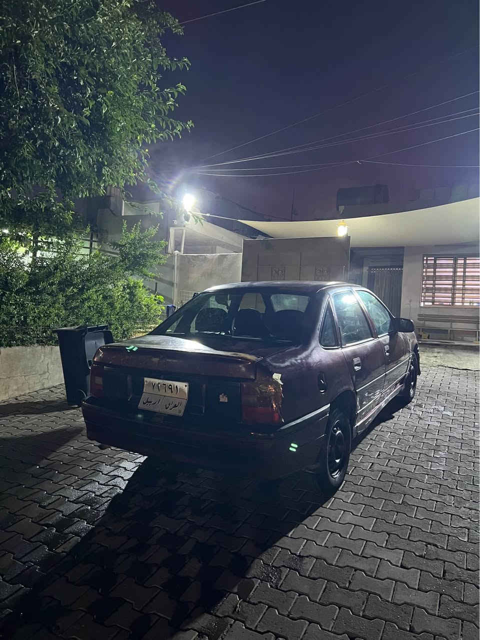 opel victra مكينه 2.0 موديل 1990
جاملغ بونيت صبغ بدون دواخل 
محرك و گير بشرط 
شرط تحويل بيها بطاقه بنزين
رقم موبايل *********** كركوك, العراق
