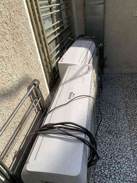 سبلت  2  طن
نوع  نانو LG
نظيف جدا ثنينهن نفس النوعيه 
##السعر الواحد 325 وبي مجال 
العنوان بغداد مدينة الصدر 
***********
