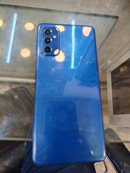 موبايل  سامسونك M52 5G مواصفات ذاكرة 128 رام 8+8 ببجي 60 فريم الجهاز شرط من كلشي ومواصفاتة غنية عن التعريف  تاخذة فحص عام للاستفسار *********** او خاص
