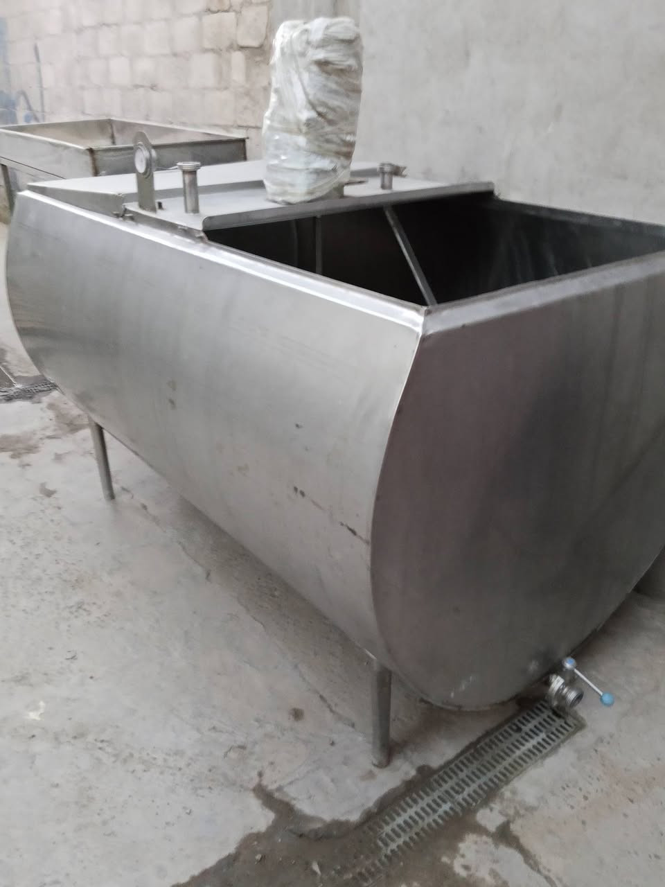 السلام عليكم جدر للبيع دبل جاكيت ايراني
***********
