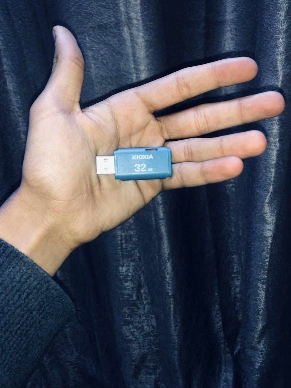 بلايستيشن 2
نضيف نضافه صفر مع يدة و فلاشين خزن و فلاش العاب يحتوي 35 لعبه السعر 50 و بي مجال 
للتواصل واتساب:***********
مكاني كربلاء حي الرساله
