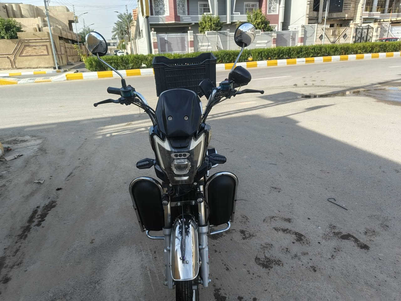 السلام عليكم دراجه هارلي للبيع شرط نضافه تخم جديد يم أبو أوس شاده قبل يومين 
سعر 675
*********** بياع شراي لا تجي
