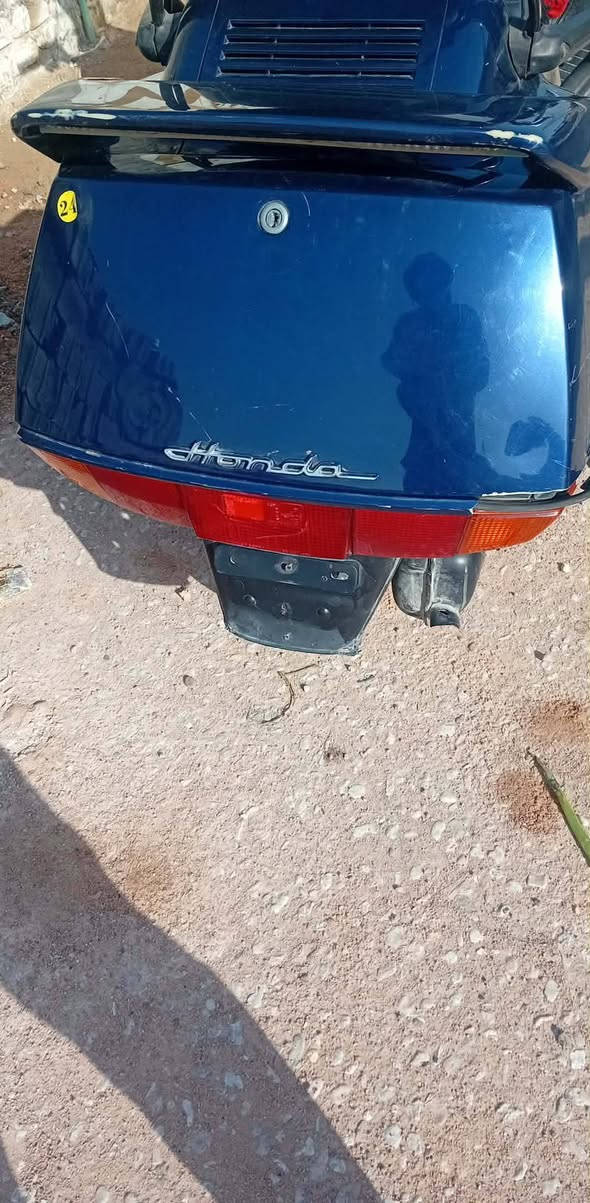 البيع ما مفتوحه سعر ٥٥٠ المكان نجف حي النداء الرقم ***********
