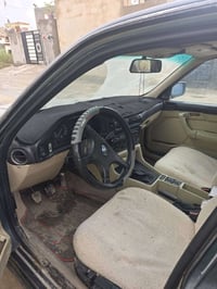 بي ام ٥٣٥ • زيتوني • كهربائيات كامل