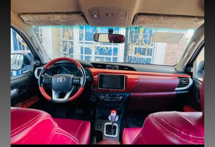 يالله سلام عليكم سياره للبيع هايلوكس 2018 4سلندر كويتي باب أول مكفوله كفاله عامه سياره جديده معنه الكلمه نضافه فول مواصفات گير اوتماتيك رقم قادسيه بسمي شخصين تحويل ثاني يوم صاعده هزه وكامله بس تستلم لوحات نكليزي سياره مال جني مامتعوبه ماشيه 140الف حقيقي تبريد ثلج تدفئه مدوشمه تخم تاير  سياره نضافه فول واحد على واحد مكان بابل شوملي سعر خاص او اتصل وبيك خير ودلل ***********/// بيه واتساب 
***********
ملاحضه مراوس ب تي ار دي  وطي فرق
