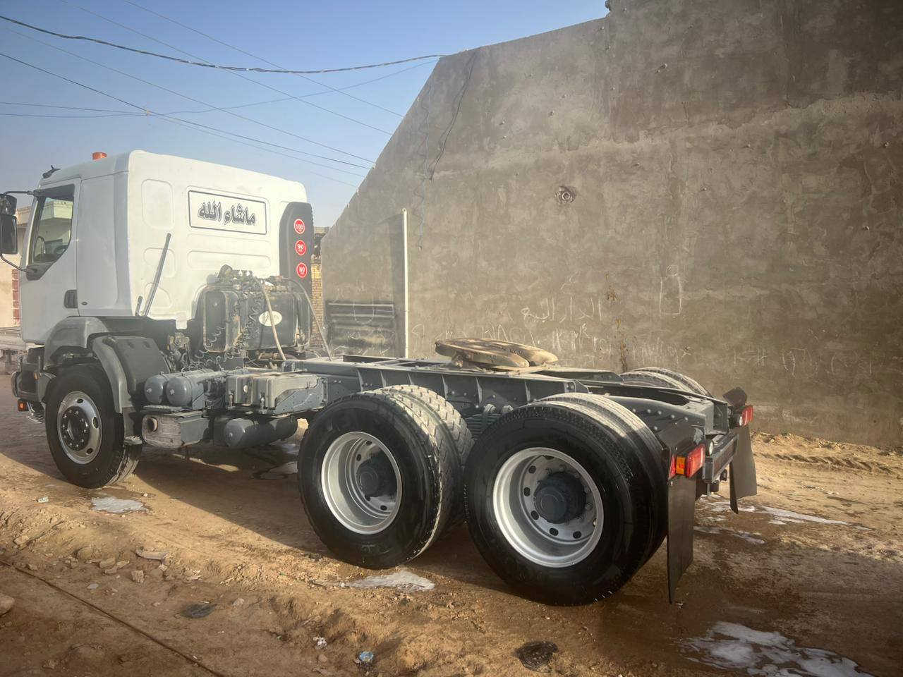 السلام عليكم رينو للبيع بم ونوزل بلادي كير ومكينه مكفولات مجموعه جي اف تخم تاير ثلث لوحات سياره جاهز للعمل مكان السياره ذي قار الفجر السعر 175 رقم الهاتف ***********
