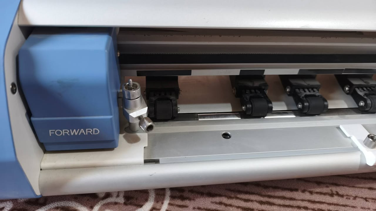جهاز للقطع والصغ وتغلق الموبايل
والسعر 250 الخاص مفتوح


**إذا كنت صاحب هذا الإعلان وتريد حذفه لأي سبب، رجاءا أرسل رسالة إلى الدعم الفني**