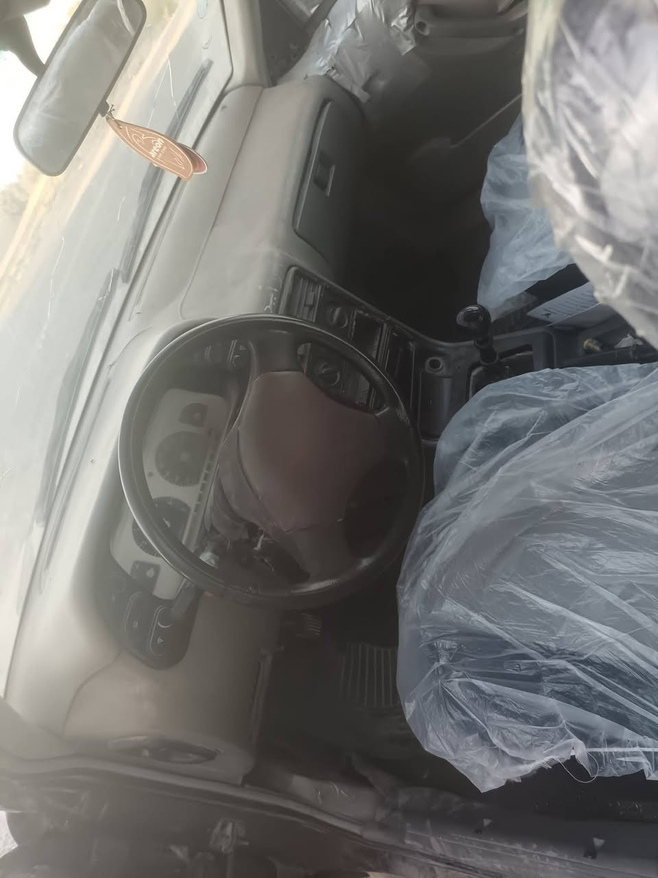 دايو اسبرو موديل 1991اب شرط تحويل سنويه صار سنه منتهي تايرات نضيف صدر زين دواخل نضيف اب شرط كيرو محرك فقط بي تنقيص قليل السعر 14 مراوسه ويه سياره طرف ثالث ***********
