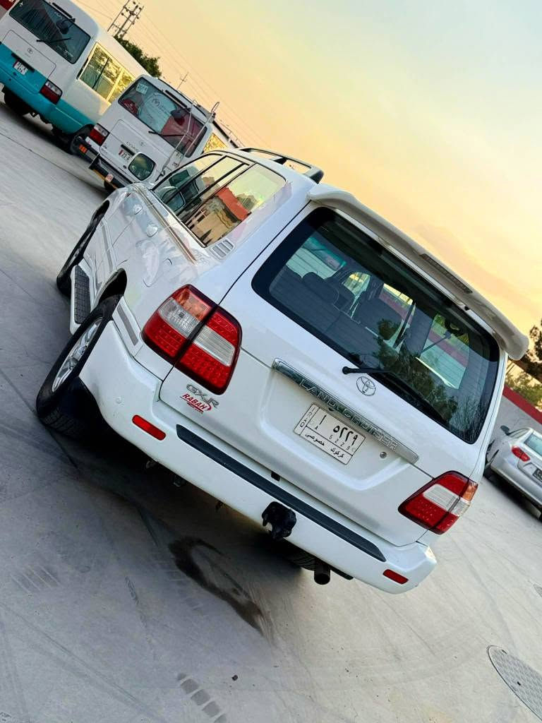 مۆنیکا 2006 G.X.R فوول مواسه فات رقم كركوك به شرت ته حويل و غه رامه ته حویلی ئه صل 
كوبون به نزين هه يه غاز ايطالي بو به سراوه 
گير ئۆتوماتیک و ناو زه رد سه لاجه و سلاید فرمیگا و قوفلی ئه کسل دیفلۆک 
سی ریز کوشن و ته برید مه رکه زی ته نها  دووبارجه بوياغه بی ناوگرتن گیر و مه کینه و ئه کسلی به شه رت ده عمی بۆ ده عمی به شه رت و چرکه ی تیا نیه چوار  تایه ي ده نلوبی بیلادیم کردۆته ژیری لوکه  كه مالي دوسته بي مه سره فه هه موو شتيكي تازه يه سعري 143 كه ميك مجال 
ژماره ی خاوه ن سه ياره 
*********** 
*********** كركوك, العراق
