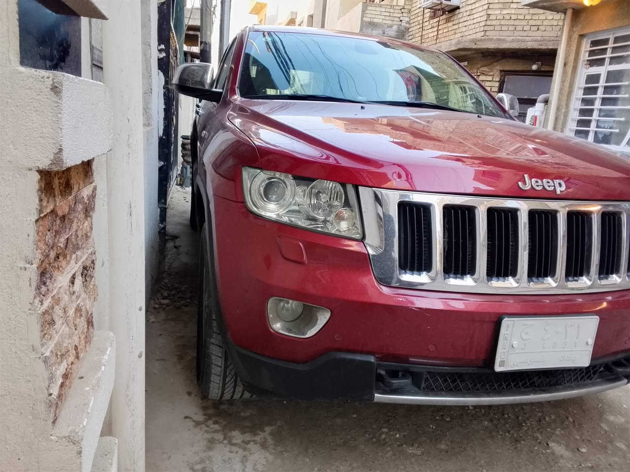 جيب لاريدو 2013 لمتد فول مواصفات خليجي  بغداد 4 ارقام العنوان بغداد حي تونس 
*********** تخم تاير جديد اي نقص مابيها سياره  بيها بارد قليل بل جاملغ اليمنه الامامي
