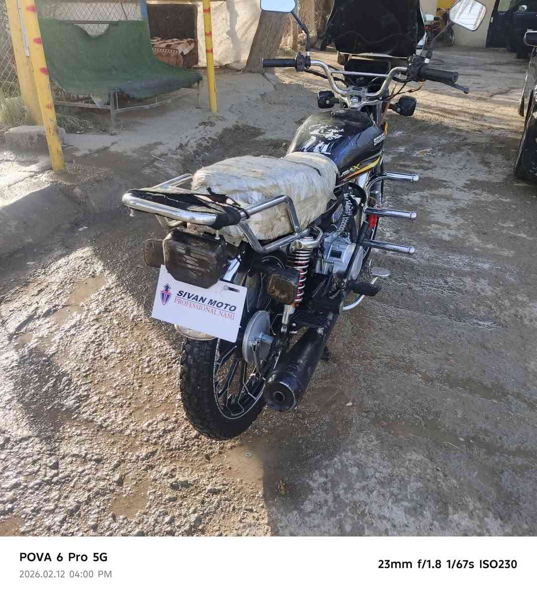 سلام عليكم سيفان ٢٤ مناقصها شي كلشي كامل موقعها الوثبة قرب سعد القصاب وراق كامله سعر 525وبيها مجال رقمي***********
