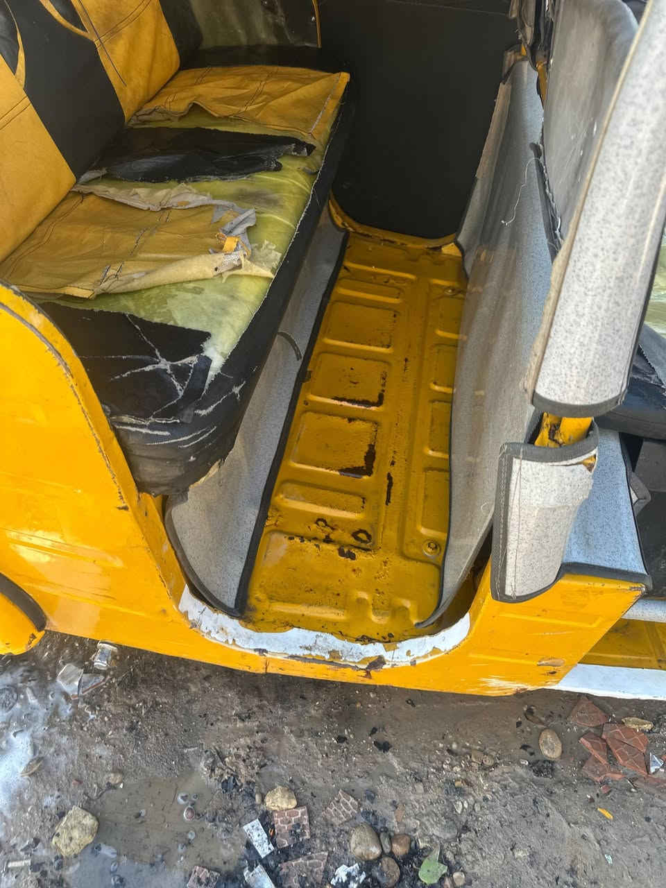 عليكم تكتك للبيع موديل 19 شهر 4 التكتك خير من الله تجفيت شركه 6 اوراق مال المصطفى تكتك حلوه ونضيفه لا توكفك بشارع المكينه لا تنقص ولا تبخر تجي وتشوف عنوان بغداد العبيدي ***********
