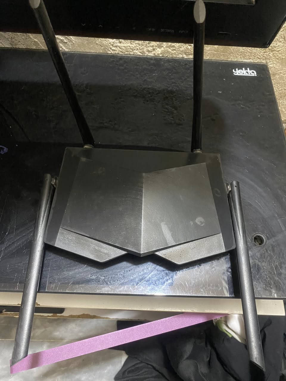 راوتر شغال ونضيف (سعر ٢٥
)الف قفل العنوآن بغداد حي اور@الجميع


**إذا كنت صاحب هذا الإعلان وتريد حذفه لأي سبب، رجاءا أرسل رسالة إلى الدعم الفني**