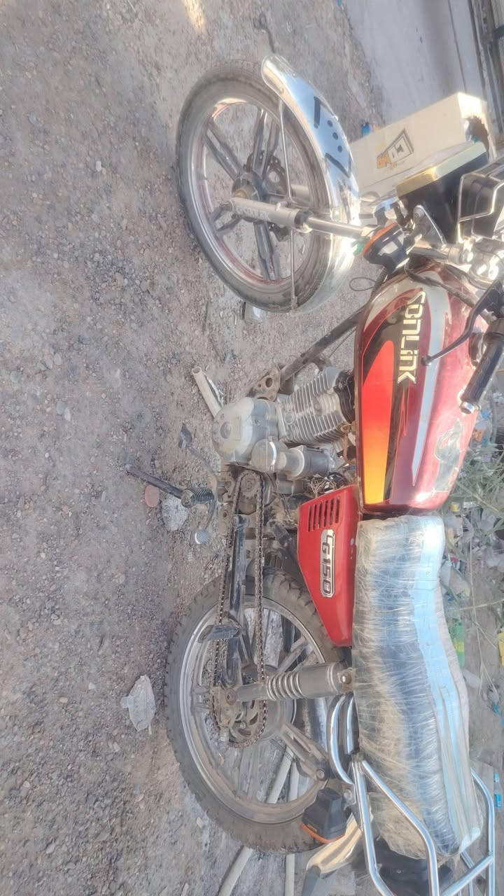 لبيع موديل 22 دراجه مكفوله محرك وكهربائيات  ما عده سلف يدير وميشتغل تصليحه 15 الف   كهربائيات كلهه شغاله  السعر 350.بيهه مجال  العنوان ابو غريب    *********** بي  واتساب
