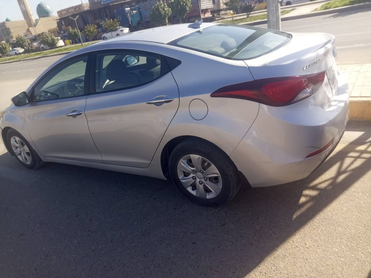 النترا 2016 امريكي مكينة 2000 رقم بغداد حادثها جاملغ خلفي وبيها مكانات كلير ماشية 66 السيارة جديدة بمعنى الكلمة ملاحظة السيارة كير عادي  السعر 110 مكانها كربلاء الشراي يتصل ***********  الرجاء قراءة المنشور جيدا قبل الاتصال
