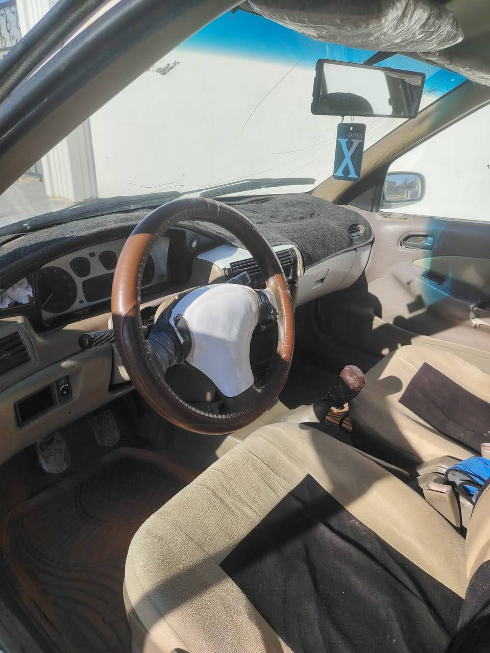 كيا سفيا للبيع موديل ٩٣ كير محرك صدر جديد تخم تايرات السيارة ماناقصه برغي كهربائيات كله شغاله جام ٤ كهرباء محرك مفتوح المرغوب صبغ عام الجماليه رقم بغداد مشروع وطني لل٢٧ السعر ٣٦ بيه مجال بسيط مكاني الضلوعيه الاستفسار عن الرقم ***********
