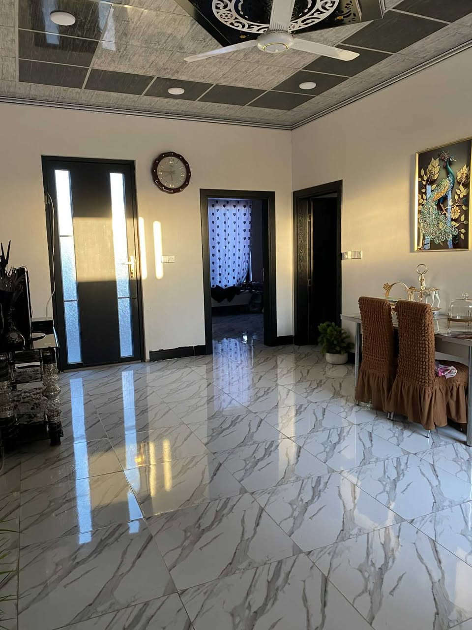 🔥🔥بيع مستعجل ومناسب 🔥🔥

في حي النسيم قرب سايدين السده 🏠

يبعد عن السايدين ٥٠ م 🥰

مساحة ٢٦٨ م واجهه ٧.٥ م ✅

طابقين ط الاول غرفتين نوم 😴 وهول ٢ 

واستقبال ومطبخ وصحيات 🌍

طابق ثاني ٣ غرف نوم 😴 يحتاج جص وارضيات 🔴

السعر ١٨٥ مليون قابل للتفاوض 💵

للاتصال ☎️

*********** 📞

*********** 📞

🔥🔥مكتب ياسر الحمداني لتجارة العقارات 🔥🔥

🫵🏻🫵🏻تابع الصفحه ليصلك كل جديد 👍
