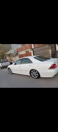 شاهینه بڕاوە • ٢٠٠٥ • بدون بوية