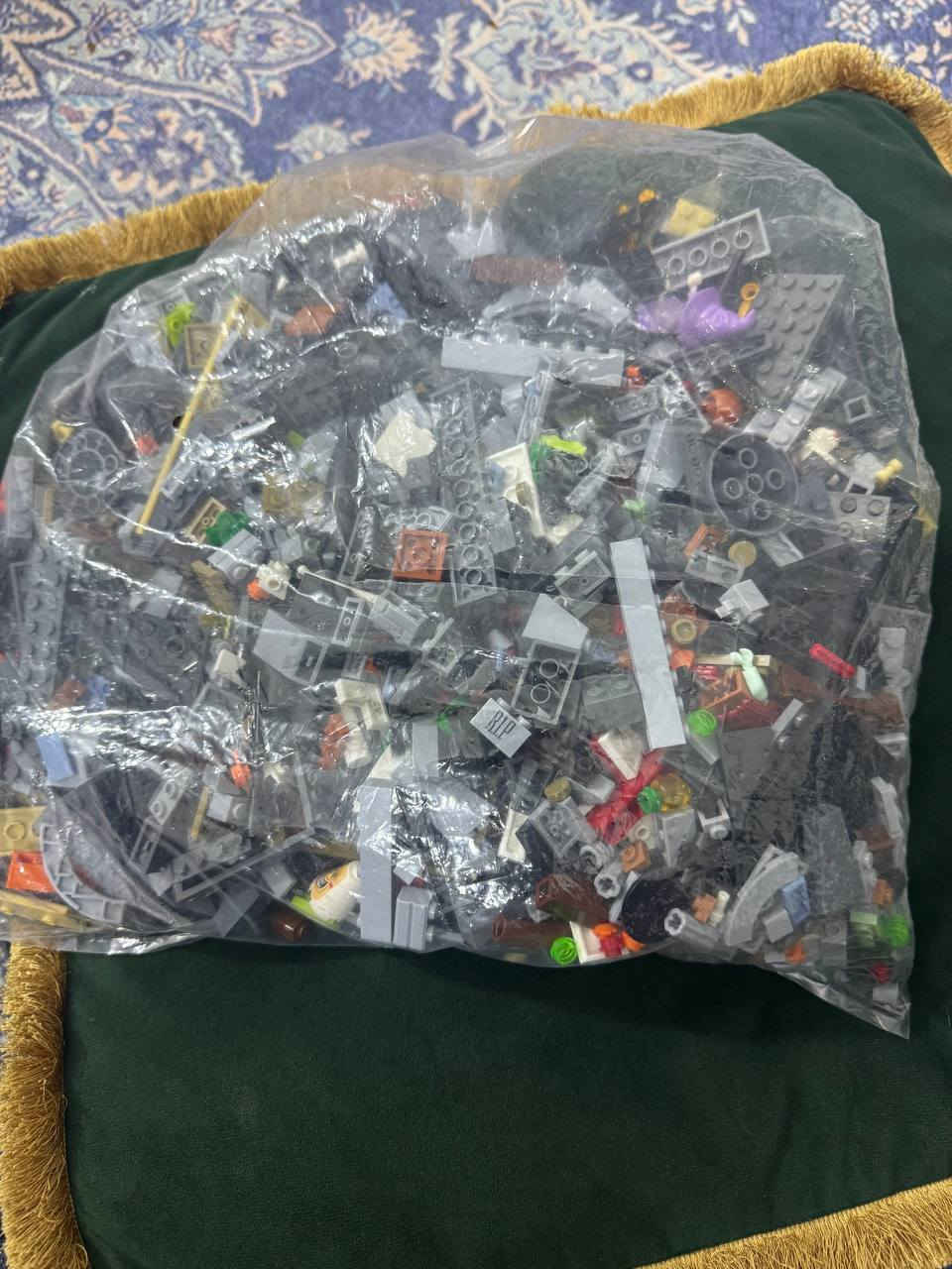 وفرنالكم ليكو عدد القطع فوق الالف عباره عن تكوين مدينه بهذا الشكل 
وياه شخصيات
السعر :٣٠ الف


**إذا كنت صاحب هذا الإعلان وتريد حذفه لأي سبب، رجاءا أرسل رسالة إلى الدعم الفني**