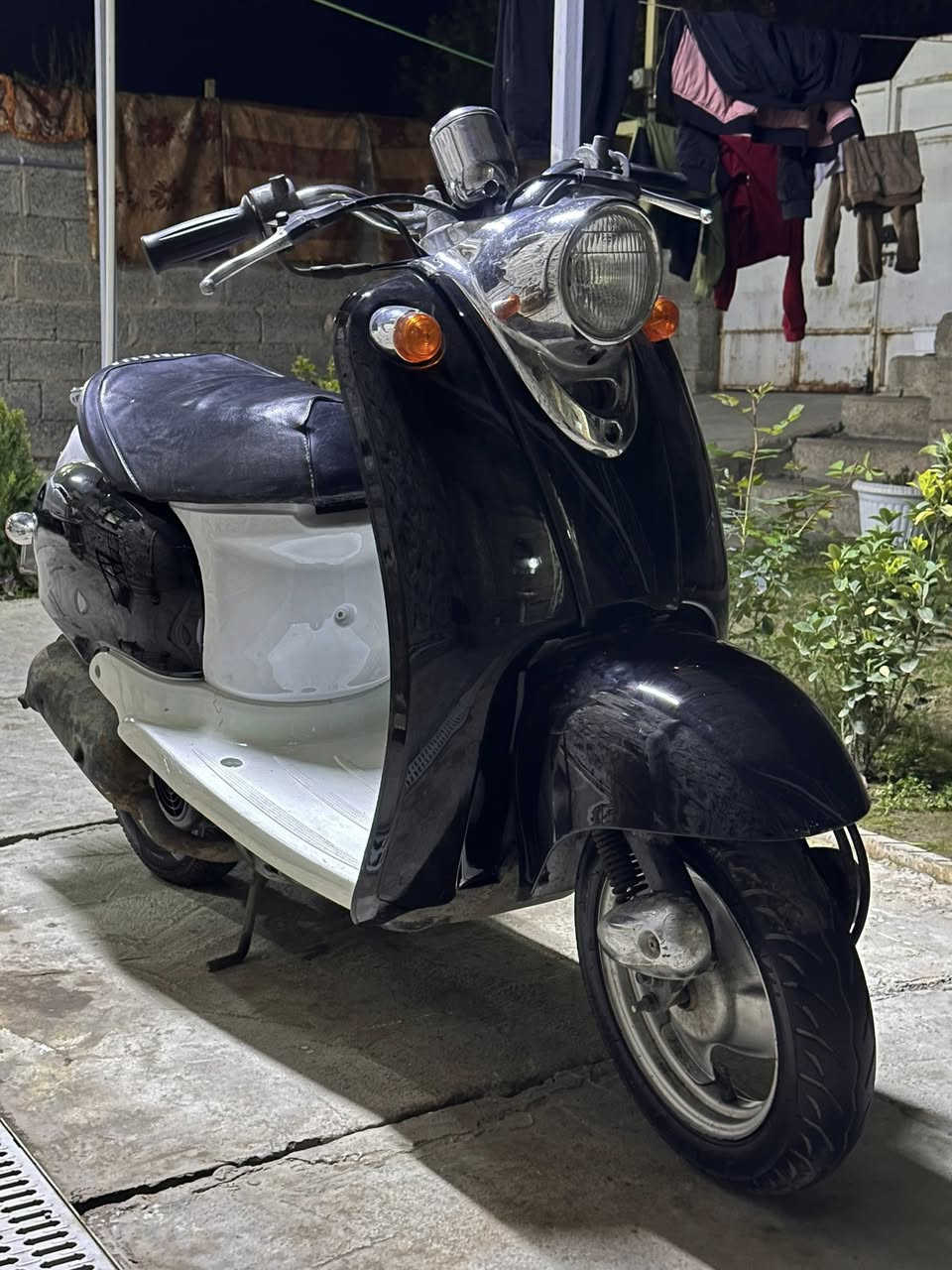 عبد الحليم نثيه الدراجه كامله شلعه معدل محرك وكابريته بلاد كهربائيات كامل شغال سلف شغال كفرات جدد شخط مابيهن الدراجه مال رمبه طالعه علا ايدي سعرها400 مكاني كركوك للأستفسار ***********
