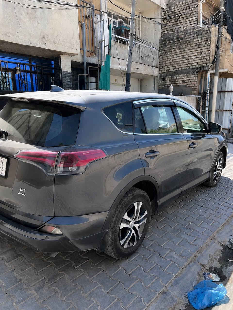 🚘 للبيع – تويوتا RAV4 موديل 2018 – وارد أمريكي 🇺🇸
• الموديل: 2018
• الوارد: أمريكي
• الممشى: 152,000 كم تقريبا
• الدفع: AWD
• البدي: حادث سابق بالجاملغ الخلفي الأيمن فقط وتم التصليح بأمريكا +(بارد بالجاملغ الثاني والباب الخلفي) اي حادث للشواصي ماكو ابد اخذها سونار وتاكد بنفسك هم!
• المكينة: شرط فحص – خير من الله
• الكير: شرط فحص – تبديلاته ممتازة
• البدي مرتب والسيارة جاهزة للاستخدام اليومي
• البجم كبس 
• تبريد ممتاز – خير من الله 
• داخلية نظيفة ومرتبة كشنات مغلفه بالكامل 
• إطارات بحاله جيده لامن تستحق تخم جديد 
• ما تحتاج مصروف، تركب وتمشي

السيارة مناسبة للعائلة واستعمالها مريح واقتصادية وتتحمل السفر.

السعر على الخاص أو الاتصال للجادين فقط.
***********

