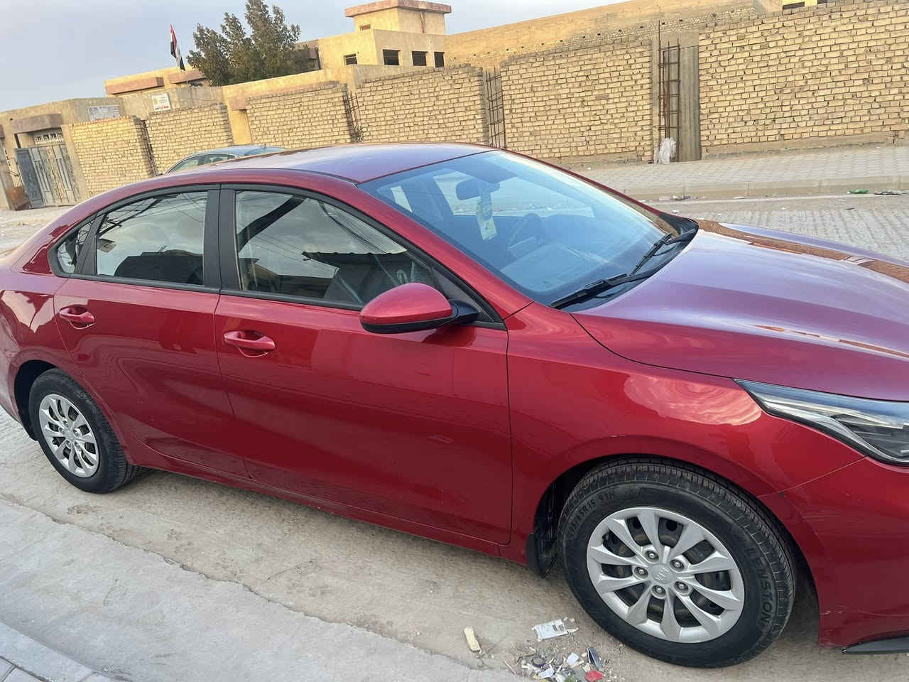 سيراتو 2021 خليجي مكفوله من الصبغ. بيها بارد بسيط بالجاملغ الخلفي. ماشيه ٦٧ الف رقمي ***********
سعر ١٥٠ وبيها مجال رقم بغداد سنويه لل٣٢ باسمي
