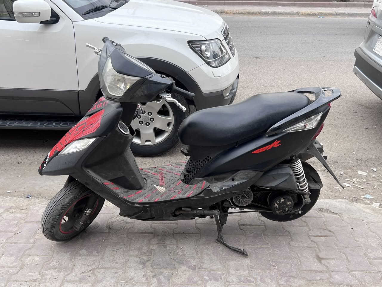 السلام عليكم دراجة ثعلب مكينة 69 رياضية بلادي بيهة صالنصة رياضية كلجات رياضية ماركة كوسو دبلات rpm يدات بريك سلف رياضي تزويدهة كلة بلادي يدة سكليتر رياضية مغلفة وموشمة يم فقار ماناقصهة اي شي السعر مليون و٢٠٠ وبيهة مجال بسيط للاستفسار ***********
