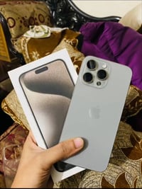 ايفون ١٥ برو ماكس • ٢٥٦ • بطارية ٩٠٪