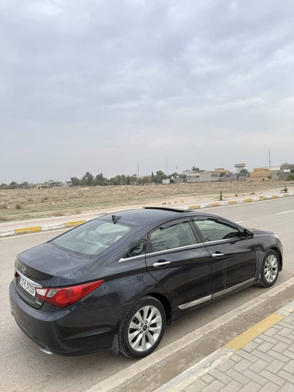 السلام عليكم للبيع
هونداي سوناتا 2011 وارد أمريكي فول مواصفات لمتد 1/1 رقم بغداد دولي شرط تحويل ثاني يوم محرك 4 سلندر 2400GDI محرك و كير شرط مكفولات تخم تاير صدر خلفي و امامي جديد باتري جديد السياره بيهاا مكانات رش كلير + صبغ بالحزام شرط بدون قطرة دواخل و أبيع احزام السيارة ليبل واحد والسياره جديده و مال جناي شرط ترأيهاا زيرو وين ما يعجبك اطلع بيهاا 
المكان صلاح الدين 
السعر 95 وبيهاا مجال للطيبين و اللي يحب تفاصيل اكثر الاتصال على الرقم 
***********
***********
