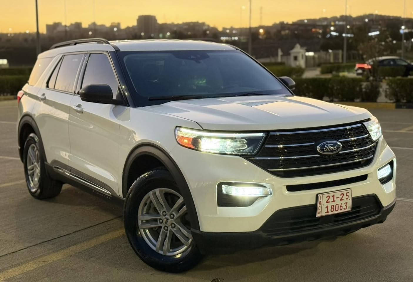 بۆفرۆشتن. 📦📦📦للبیع

‏Ford Explorer 2023 XLT

فۆرد ئیکسپلورەر مۆدێل ٢٠٢٣ 
فول مواسەفات تەنها پانۆراما نییە،
سەیارەکە کوشن هیتەرە ،کوشن کارەبا،

٣ ڕیز کوشن
تبرید مرکزی،ئۆتۆ هۆڵد،دەبڵ ئەکسل ڤۆلیۆم،
ئۆتۆ ستۆپ

بەصمە،برێک بصمە،درگاکان بەصمە،
شەغال،شاشە ئایپاد
توڵی سەقف ،بلاجکتۆر،ڕاداری لاکان ،
ڕاداری ناوچەی کوێر،

ئەزیزان سەیارەکە زۆر تازەوجوانە ،بێ بۆیاخە ،بێ چاڵ
بێ شوخت ،بێ تەعدیل،تەنها ١ پارچەی گۆڕاوە بە بیلاد 
بێ ناوگرتن پێش و پشتی کەپسە،

تەنها ٥ هەزار رۆیشتووە وەک سفر وایە 

سەیارەکە ،مەکینە ٢.٣تۆربۆ 

سەیارەکە کاتییە و ٣ مانگ کاتی لەگەڵە بۆ ڕەقەم کردن
گێڕ و مەکینە و ئەکسلی بەشەرتی هەموو شتێک

سعر /في التعليق يتم الرد فورا على المسنجر ✍🏻

نرخ/ لە کۆمێنت بنوسە یەکسەر وەڵام دەدەیتەوە 📮

ژم:***********
