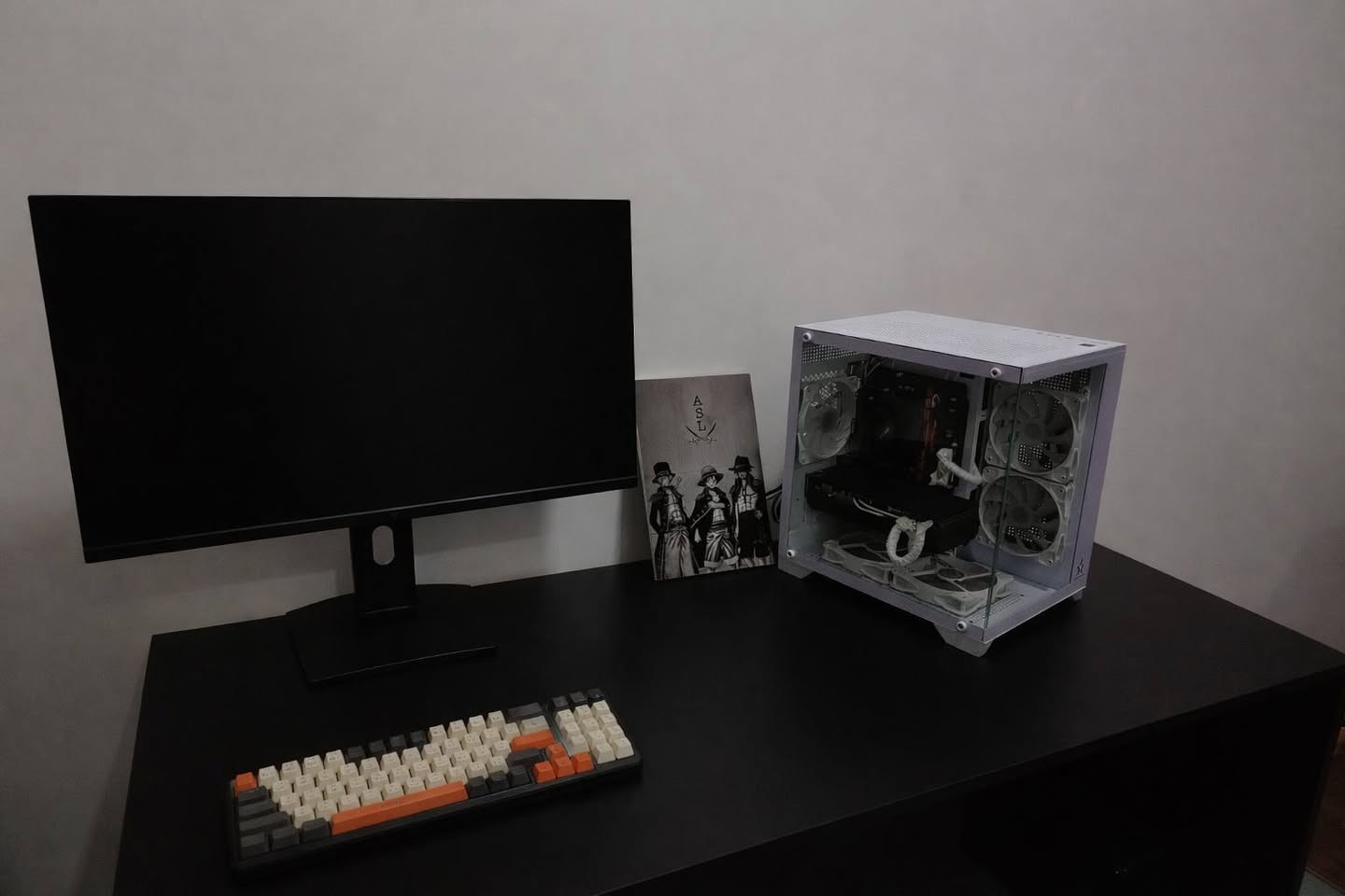 دي شاشه حجم  27 بوصه
KTC
210hz هيرتز
1ms زمن استجابه 
Fast ips البنل
 سعرها ب 220 استخدام شهرين

او ممكن مراوس مع ايفون وانطي فرق


**إذا كنت صاحب هذا الإعلان وتريد حذفه لأي سبب، رجاءا أرسل رسالة إلى الدعم الفني**