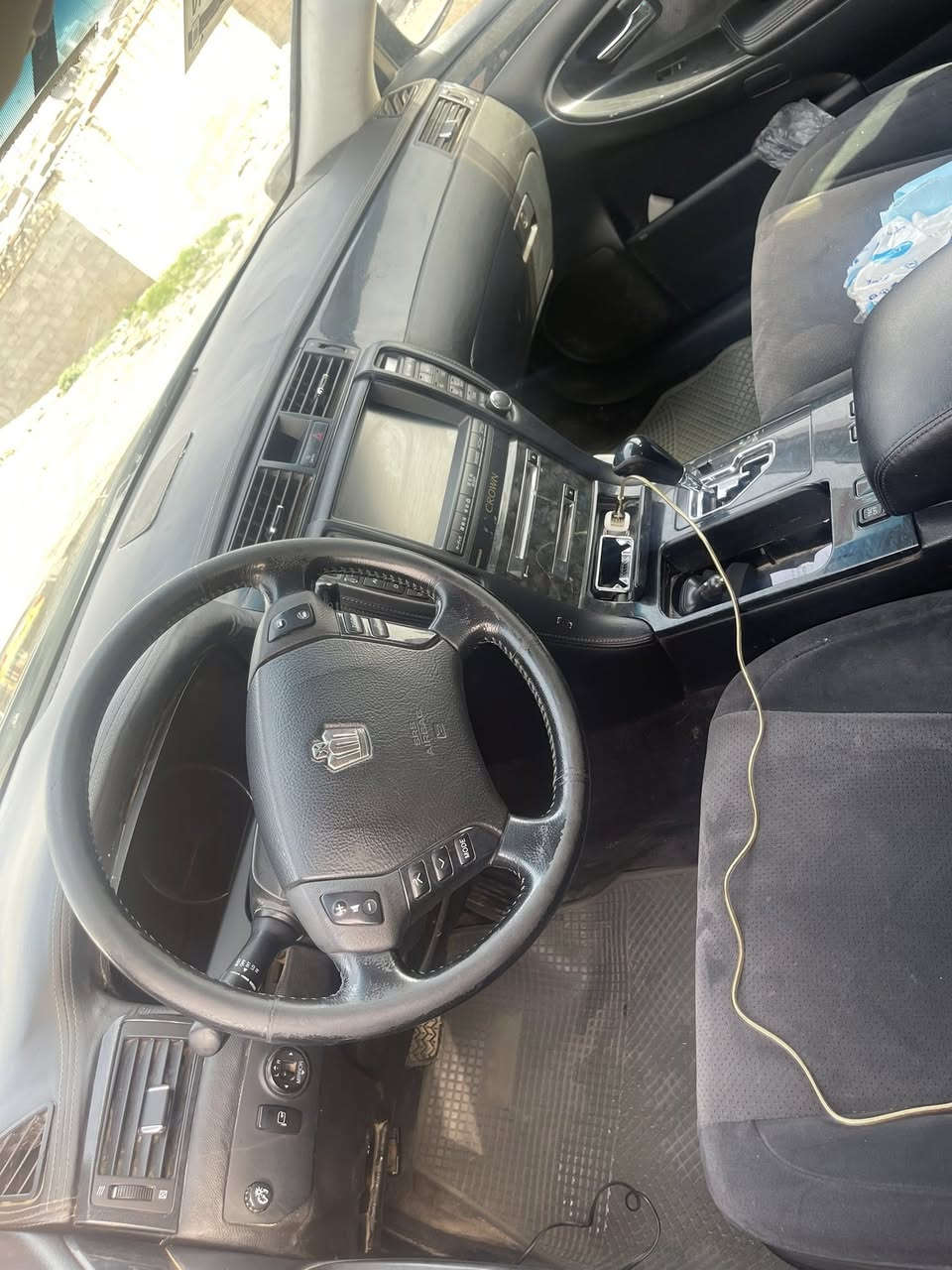 السعر 36 بيه  مجال  *********** ترهم مراوس
ادوات كصه جنطه متوم ارقام وسنويه
 مكينه كير كفاله
3دكم
بصمه
5بصمات
كير S
سياره جاهزه
مكاني ميسان
