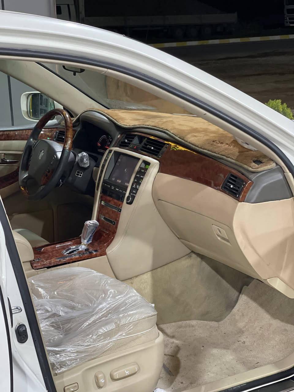 شاينه موس 
٢٠٠٦ گه وره به گه وره تايه ي تازه هايدرؤليكي گير و مه كينه ي گؤراوه سه قفي شوشه دوو دوگمه سوكان حه يزران  بيچالو شوخت 
***********
