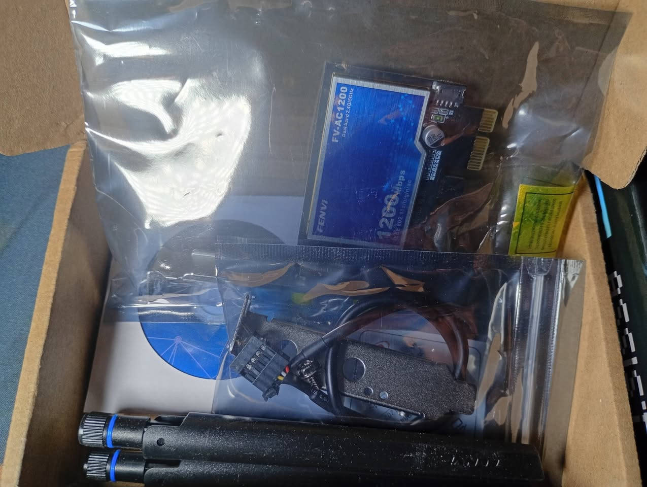 كوبو 3 قطع جدد كبس شركة لوك
مذربورد x99 pr9
معالج xeon e5 2650 v3
كارت واي فاي و بلوتوث
السعر 50 الف مع التوصيل


**إذا كنت صاحب هذا الإعلان وتريد حذفه لأي سبب، رجاءا أرسل رسالة إلى الدعم الفني**