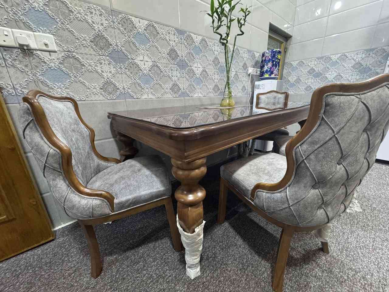 تخم تركي زان بلكامل وجهين
ميز طعام صارله سبوع بغلافه تركي فخم

ديوان تركي ١٠ مقاعد

كربلاء معملجي


**إذا كنت صاحب هذا الإعلان وتريد حذفه لأي سبب، رجاءا أرسل رسالة إلى الدعم الفني**