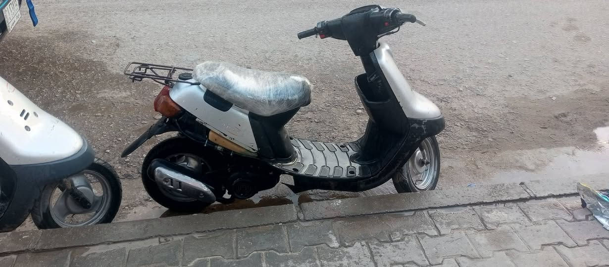 السلام عليكم دراجه بطه للبيع موديل 2003 دبل سكليتر كلشي شغال بيهه من كهربائيات اشاير سكن لايت 200 بيه مجال قليل عنوان كربلاء سوق شهداء سيف سعد ***********
