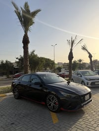 رقم بغداد جديد وهزه جديد وباسمي موديل : 2022   المحرك :2000تيربو   ماش...