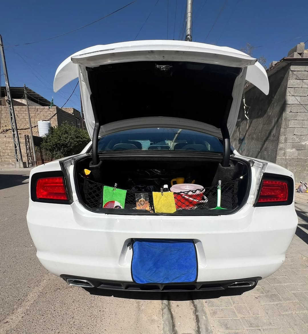 السلام عليكم
ادوات كفالة كص ضربه خليجي السيارة 
موديل 2014 داخل بيجي السيارة جاهزة من كلشي كير محرك تبريد كلها جاهزة طخم تايرات جاهزة ماتصوف عليه فلس 
العنوان بصرة 
***********
