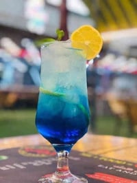 شيف باريستا • عصائر ومشروبات • معجنات وكنافة