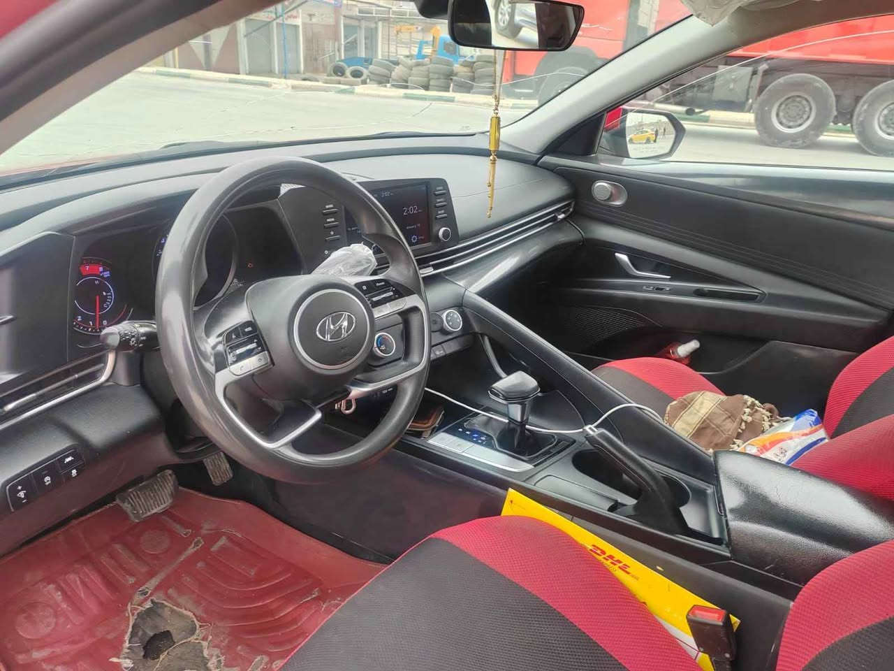 السلام عليكم 
النترا 2021 اربيل بأسمي  
ضربتهة خشم البنيد او ربع جاملغ 
بدون ارباك بدون دواخل سياره نضيفه
تبريد ثلج 
صدر امامي خلفي على وضع الشركة د
مكينه كير مكفولات 
رادار امامي 360 نقاط عمياء
شاشة كامرة تدعم كار بلي 
تحكم ستيرن جهتين د
مثبت سرعه 
قيادة ذاتيه
تخم تاير جديد
باتري جديد
منضومة غاز جديدة
سياره حلوة او نضيفه مذب عليهة الف 
مكينه 2000
مكلف بلنشر 
السعر ١٣٥ بيهة مجال 
رقم الهاتف /***********
