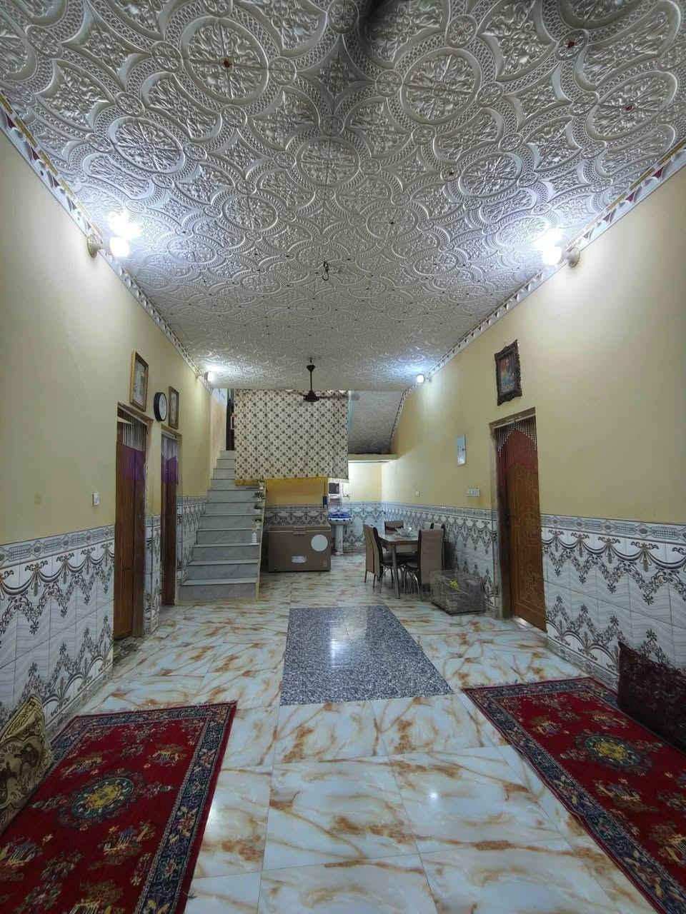 دار لبيع طابو زراعي المكان الطبر شارع المخازن قرب ملعب السباعي تتوفر كافة الخدمات ماء كهرباء مجاري يحتوي المنزل على صالة استقبال غرفتان صحيان مطبخ حديقة امام وخلف المنزل سعر 75 مليون غير متواجد على الفيس اتصال ***********
‏‪0780 372 1830‬‏
