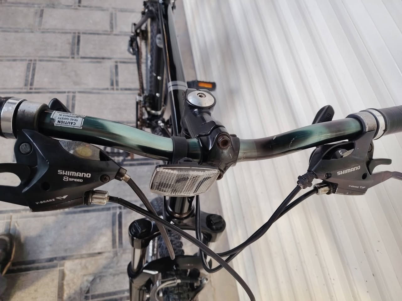 جيانت صناعة يابانية معدن المنيوم فريم مضلع  قياس M دبل أمامي قفل وفتح سستم كيورة شيمانو سحب دفع 3x8 ويالة جيانت ختم واحد كمبليون أمامي وخلفي تخم تاير كتان حجم 26 جديد دراجة وضع حاوية كاملة من أي نقص السعر175  مكاني بغداد مدينة الصدر يوجد توصيل


**إذا كنت صاحب هذا الإعلان وتريد حذفه لأي سبب، رجاءا أرسل رسالة إلى الدعم الفني**