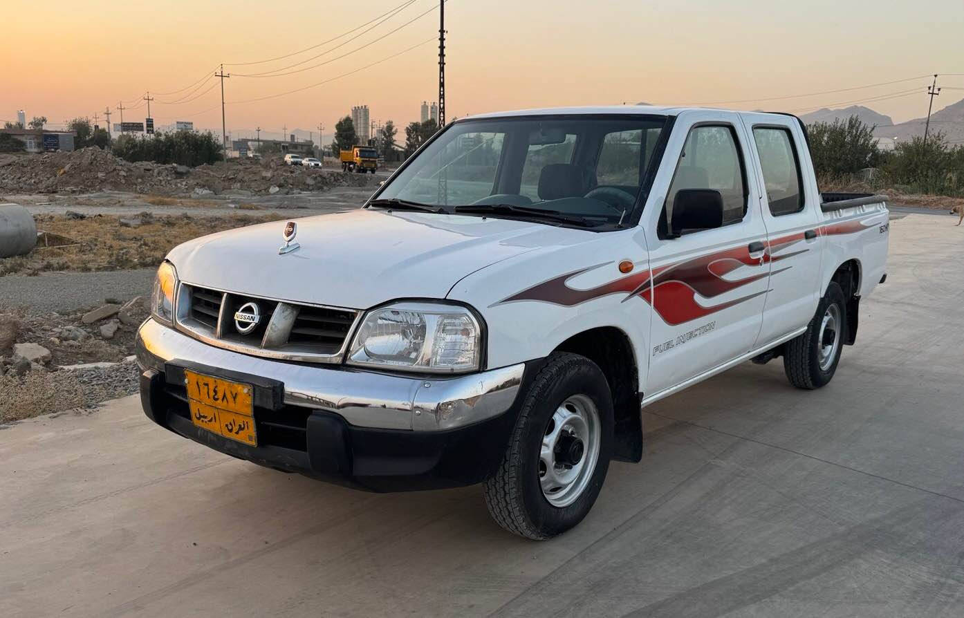 نيسان پيكاب موديل ٢٠٠٦
 سةنةوى بةسةرچووة 
گير و مةكينة و ئةكسل و توندوتولى و تةبريد بةشةرتة 
هيچ مةسرةفى نية تايةكانى تازةن.
 ٢ پارچةى پةمپة هةردوو چةمةلاغى دواوةى بى دةعم و ليدرانى نية بةشةرت 

نرخى ١٠٤$ و كةميك مةجال      شوين چوارقورنة 
***********       ***********
***********       *********** رانية, السليمانية
